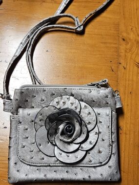 Women's Faux Leather Ostrich Silver Floral Applique Crossbody Bag